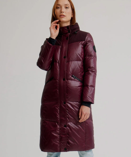 Long puffer coat merlot