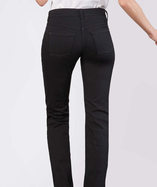 Essential Dream Jean - Premium pants from MAC Jeans - Just $220! Shop now at Mary Walter