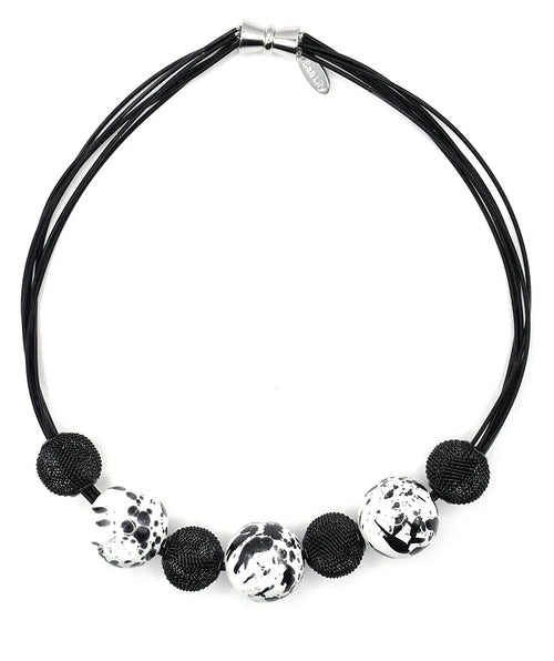 Sea Lily Bold Black and White Bead Necklace