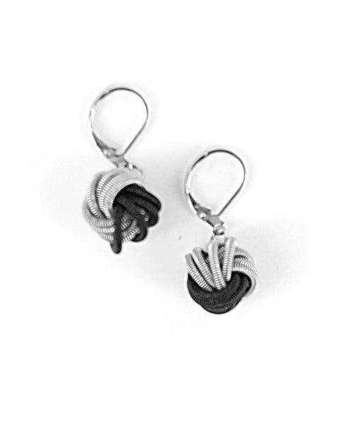 Sea Lily Knot Earring Black/Silver