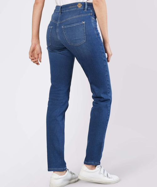 Essential Dream Jean - Premium pants from MAC Jeans - Just $220! Shop now at Mary Walter