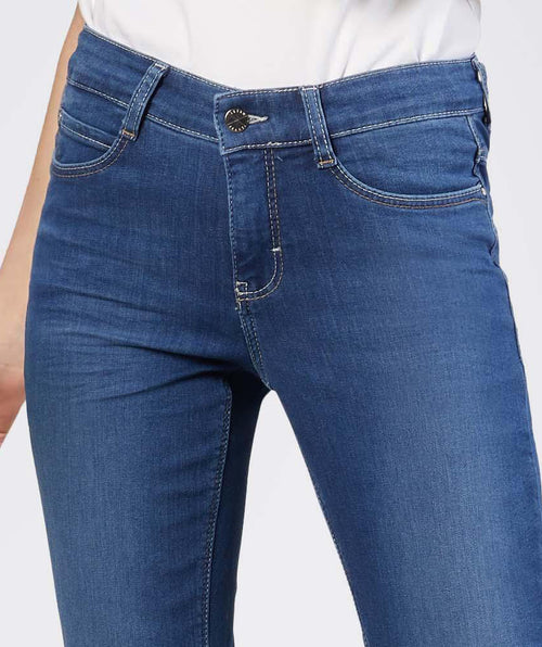 Essential Dream Jean - Premium pants from MAC Jeans - Just $220! Shop now at Mary Walter