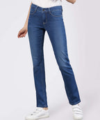Essential Dream Jean - Premium pants from MAC Jeans - Just $220! Shop now at Mary Walter