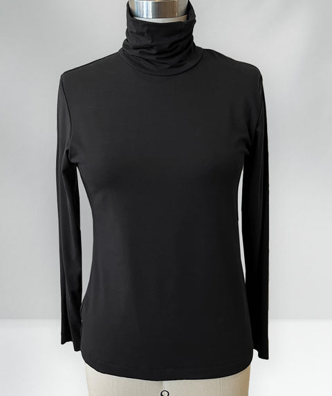 Long sleeve turtleneck