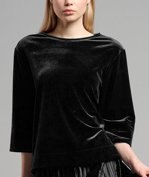 B.Yu Soft Velvet Top Black