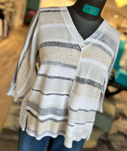 Elliott Lauren Blocked Off Sweater