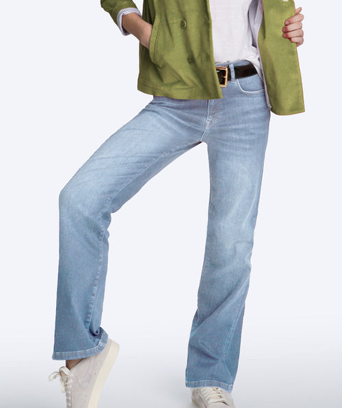 Elliott Lauren Light Denim Bootcut Jean