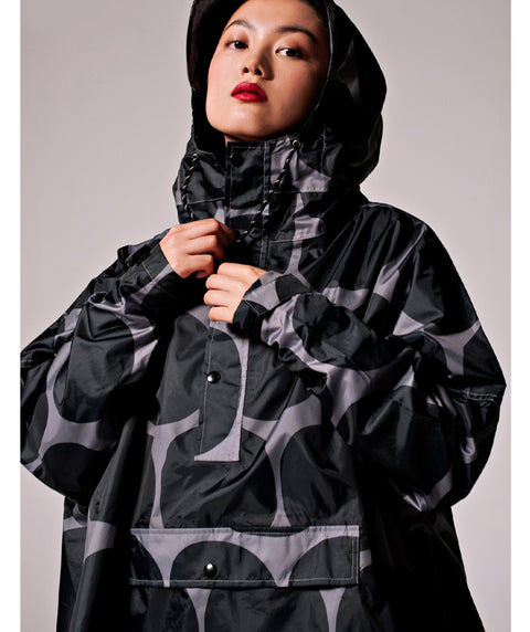 Big Rain Poncho Black Dot
