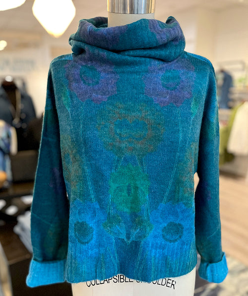 Sophie Vintage Blooms Cozy Pullover