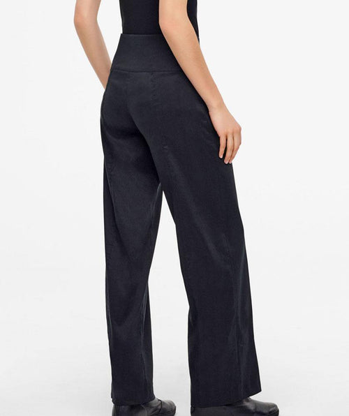 Chloe pant - Premium pants from Sarah Pacini - Just $168! Shop now at Mary Walter