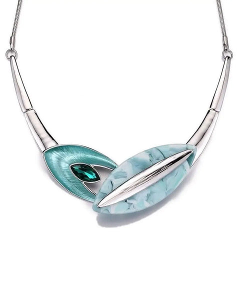 Spring bloom necklace sky