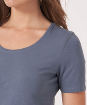 Scoop neck tee denim blue